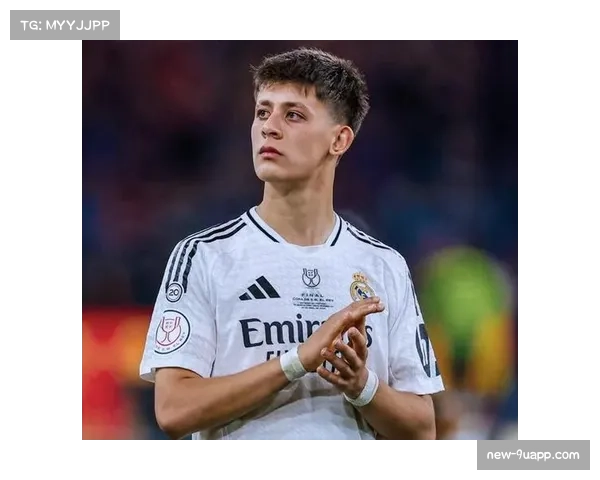 居莱尔8次助攻联赛第四 91.1%传球准确率串联皇马进攻 居莱尔8次助攻联赛第四 91.1%传球准确率串联皇马进攻